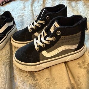 Vans Kids High-Top Sneakers - Black and White